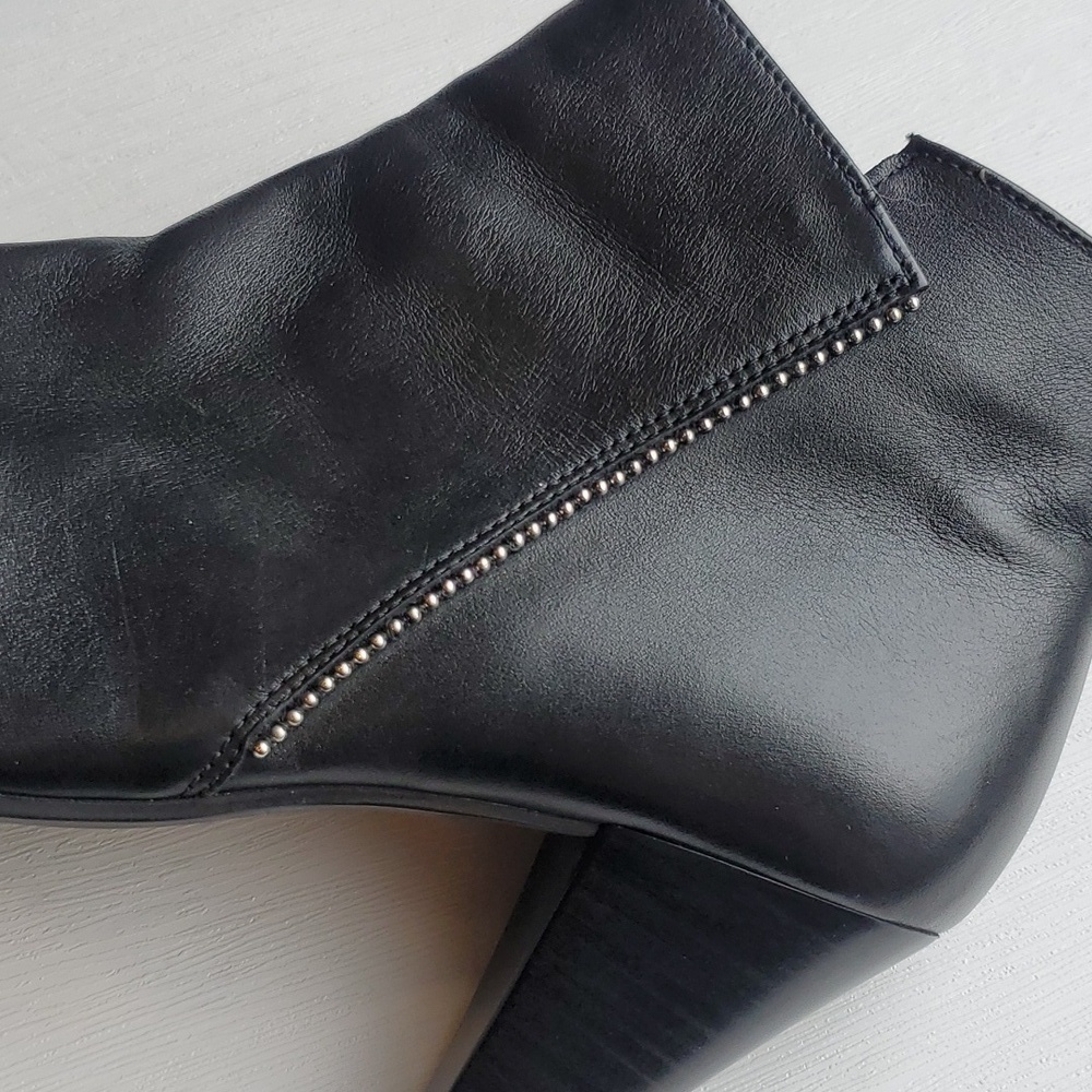 Gabor Black Leather Silver Ball Chain Ankle Booties 7.5 UK/ 10 US - Picture 2 of 13